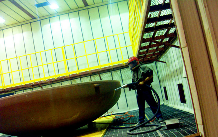 風(fēng)力氣力回收噴砂房展示圖 風(fēng)力氣力回收噴砂房展示圖